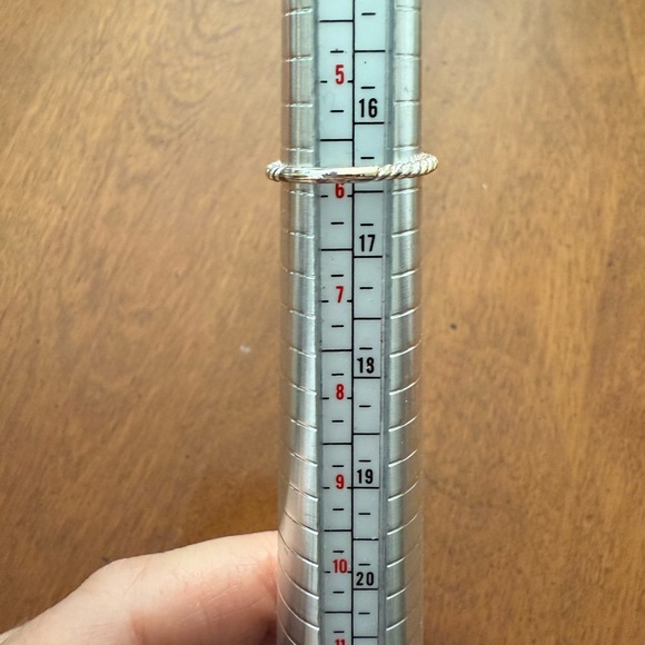 Vintage Turtle with Rhinestones Gold Tone Ring Size 5 3/4 - Picture 7 of 7